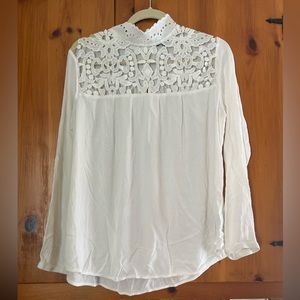Who What Wear Lace Cut Out Flowy Blouse | White | L